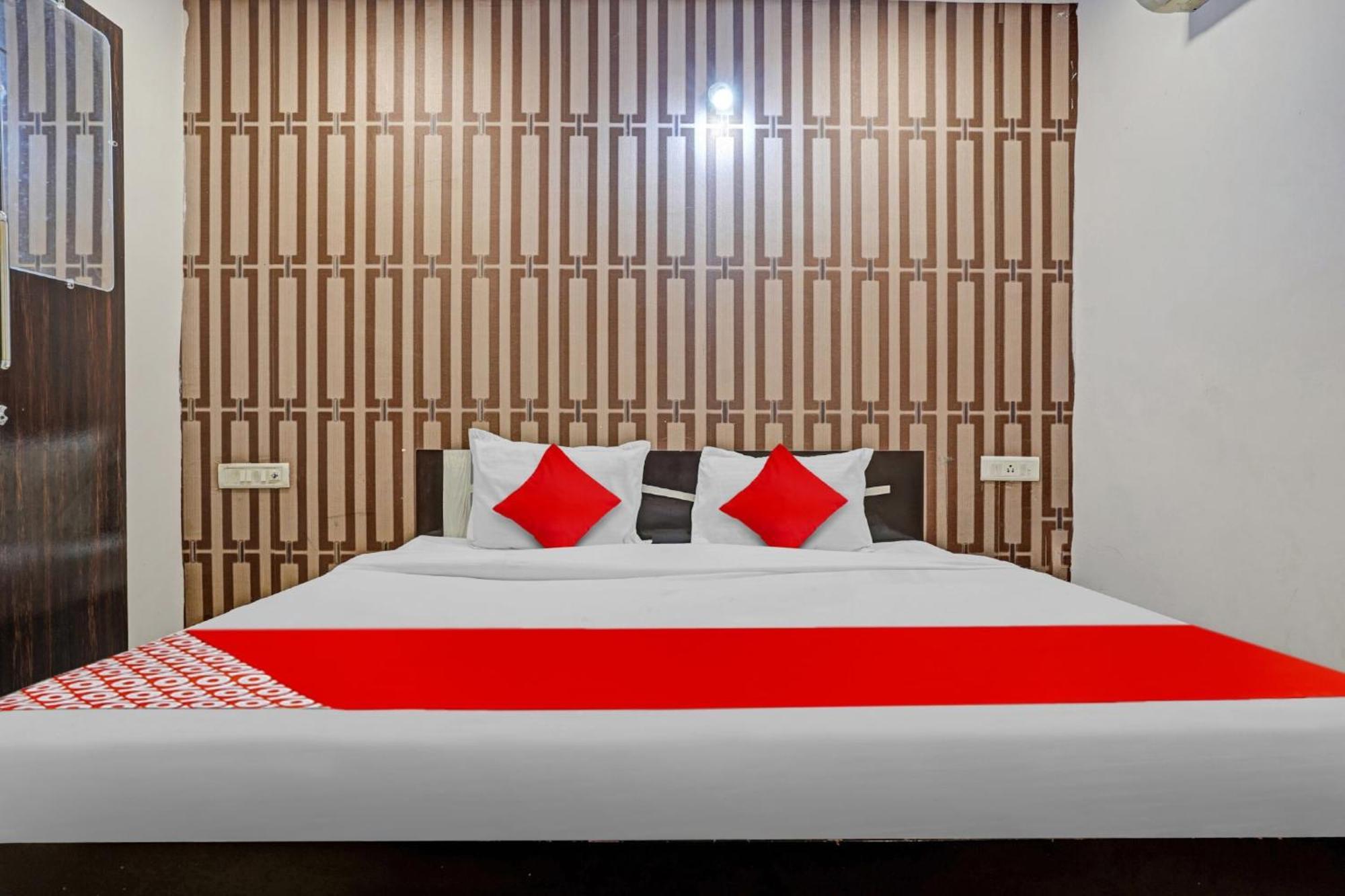 Hotel O Flagship Hotel Gulmohar Inn Бхопал Экстерьер фото